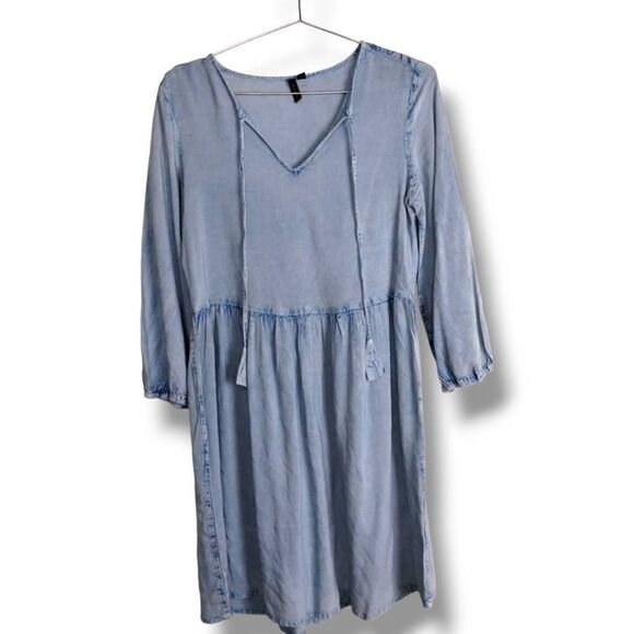 D8Kade Women's Dress Blue Chambray LS‎ Fit Flare V-neck Tie Knee Length Sz Small - Picture 1 of 9